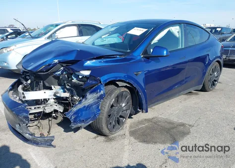 2022 Tesla Model Y Performance Dual Motor All-Wheel Drive from USA, damaged, VIN 7SAYGDEF7NF401057